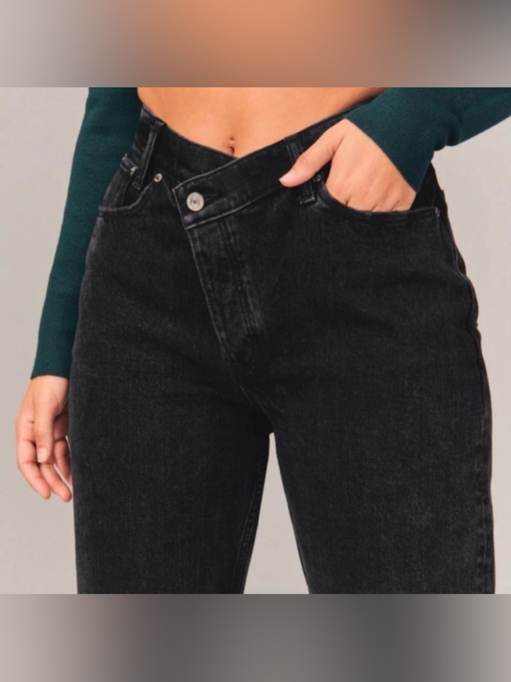 Abercrombie & Fitch Women’s high rise black criss-cross button-fly jeans 28/6R